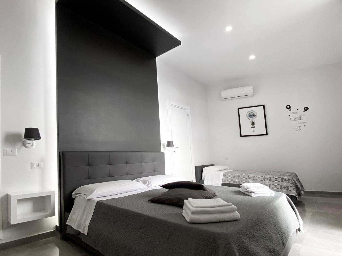 Aurora Luxury Rooms Napoli Ngoại thất bức ảnh