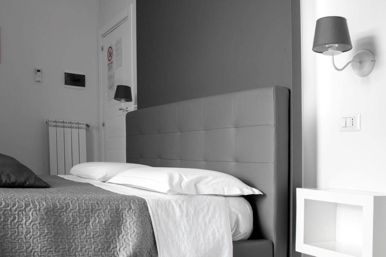 Aurora Luxury Rooms Napoli Ngoại thất bức ảnh