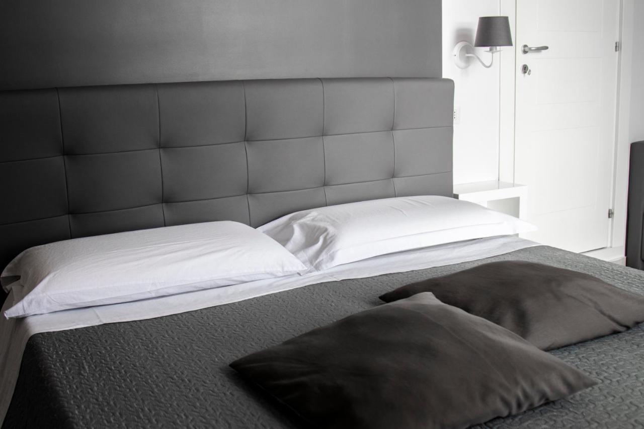 Aurora Luxury Rooms Napoli Ngoại thất bức ảnh