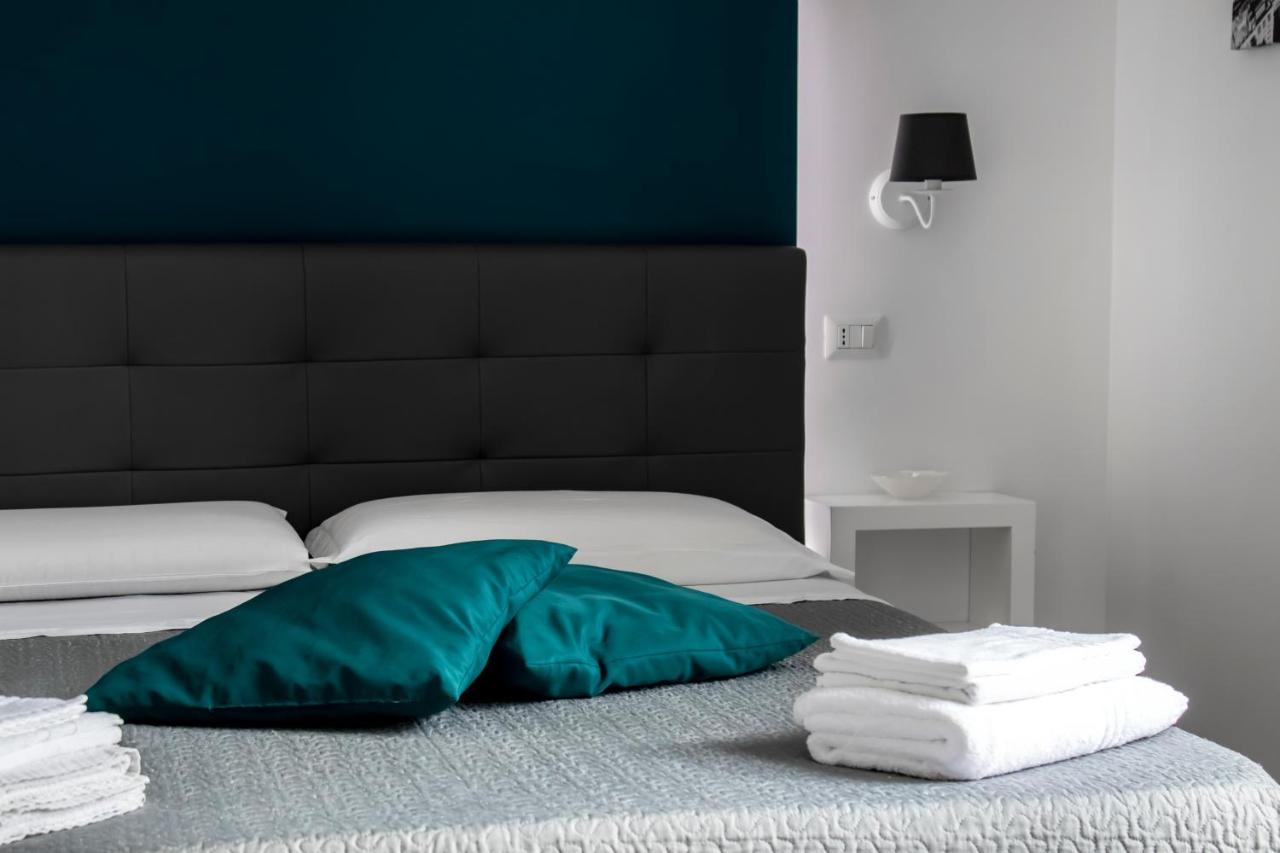 Aurora Luxury Rooms Napoli Ngoại thất bức ảnh