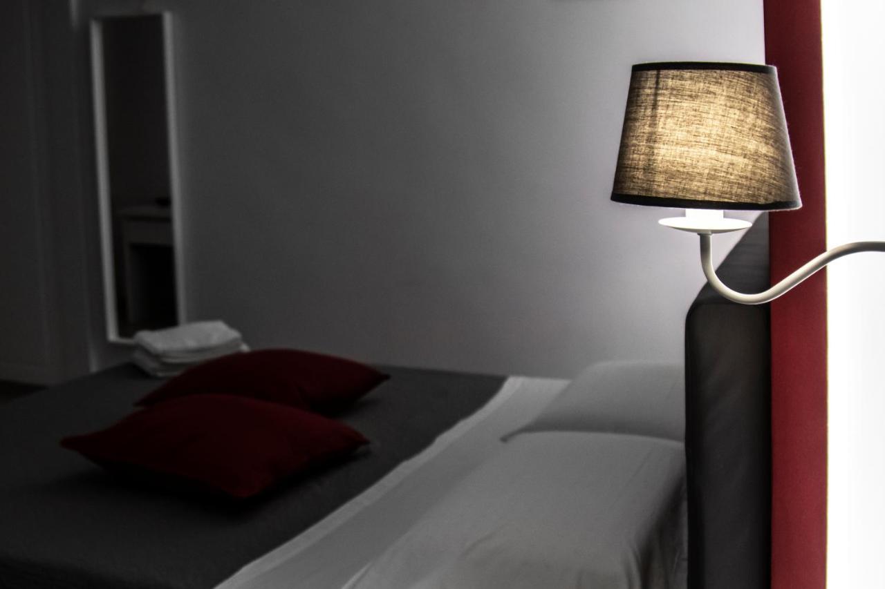 Aurora Luxury Rooms Napoli Ngoại thất bức ảnh