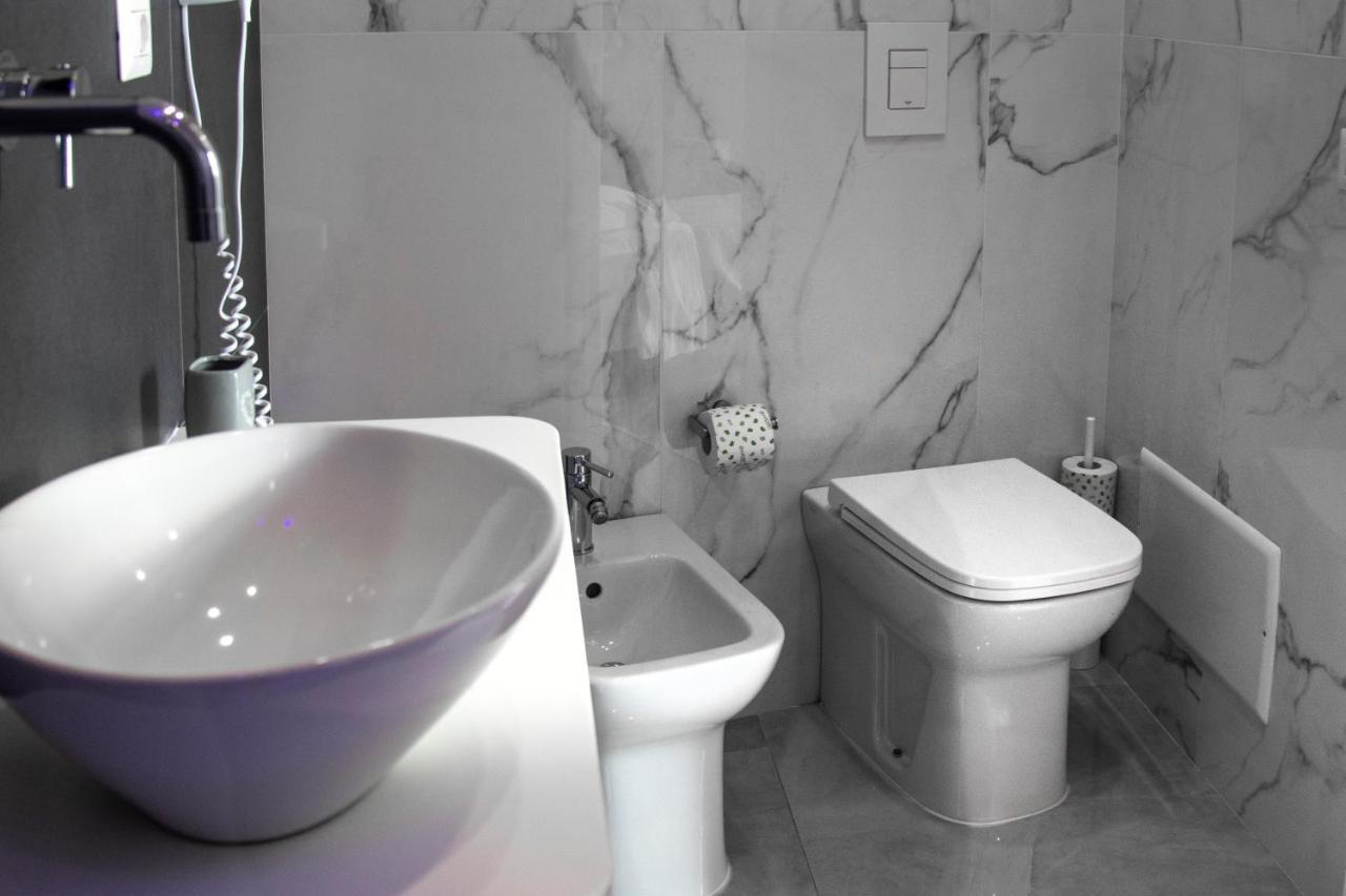 Aurora Luxury Rooms Napoli Ngoại thất bức ảnh